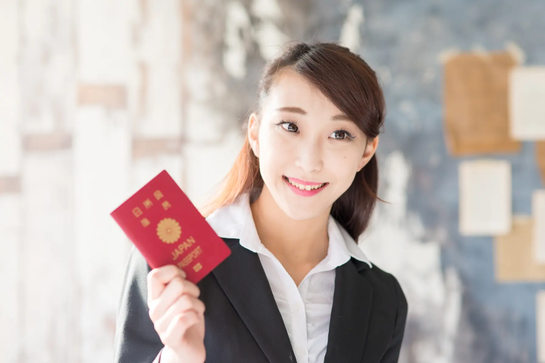 japanese-woman-with-a-passport-2026-01-11-10-36-19-utc